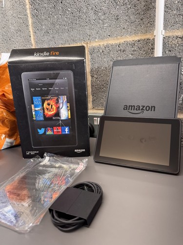 Amazon kindle fire tablet - amazon,