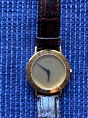 Gucci 3000m quartz watch - 3000m,