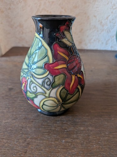 Rare moorcroft pottery floral - rare,