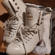 Jackson Freestyle Ice Skates