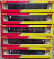 Hornby BR Mk1 Coaches Maroon X