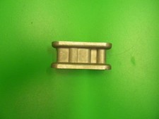 TRIUMPH FUEL TAP BLOCK DAYTONA SPEED TRIPLE SPRINT TROPHY TRIDENT CARBS 