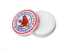 1 x Monkey Holding Peach Balm 8 G