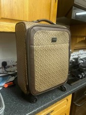 GUESS Suitcase/Carry On