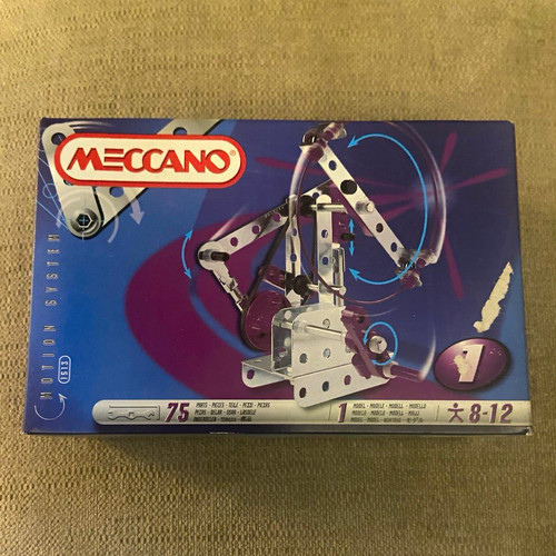 Meccano motion system - motion, pipers