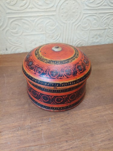 Vintage french round wooden - vintage,