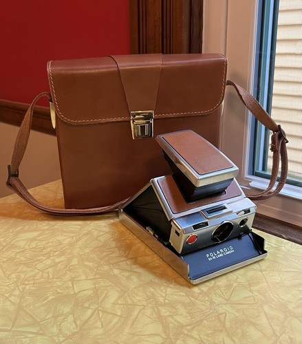 Polaroid land camera - sx-70,