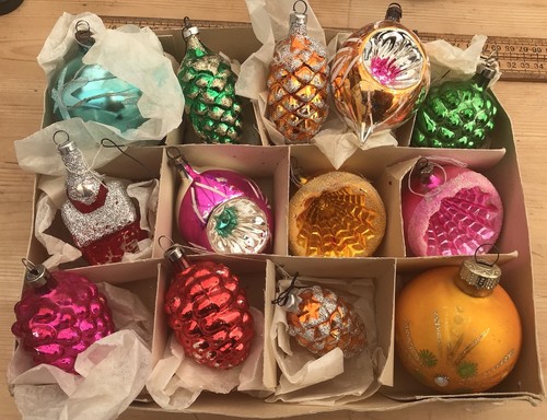 Vintage christmas baubles - 13,