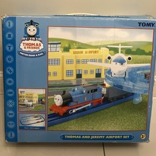 Tomy Thomas And Jeremy Airport Set Road Rail Train Track Set Thomas & Friends