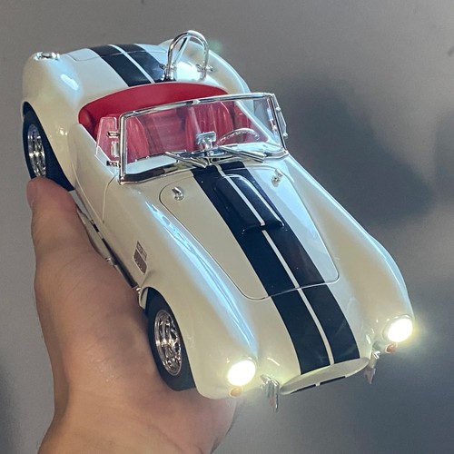 Shelby cobra 427 roadster - 1:24,