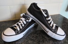 Primark Black Plimsoll Trainers UK Size 3