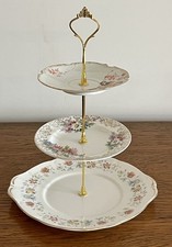 Stunning 3 Tier Cake Stand