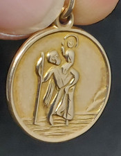 Hallmarked 9ct (375) Gold St Christopher round pendant 2.85g 1.7cm