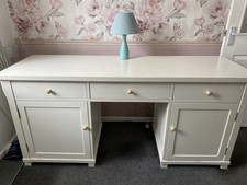 Baumhaus Hampton White Solid