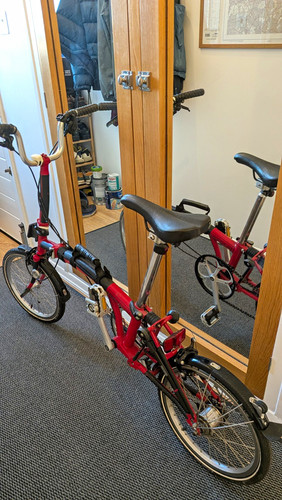 Brompton folding bike red 16in - folding,