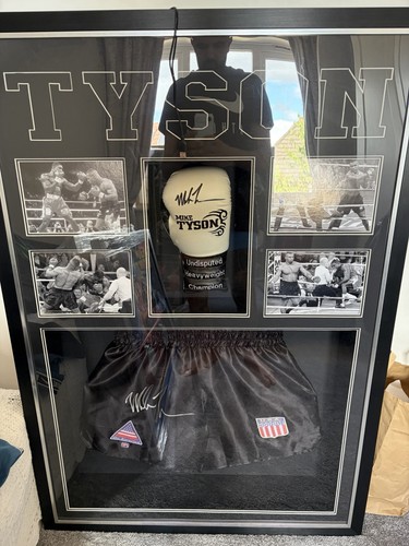 Mike tyson signed glove - tyson,
