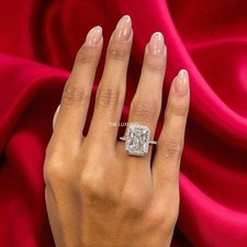 Diamond 18k Gold Ring White