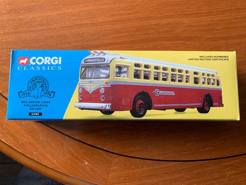 Corgi red arrow lines - corgi,