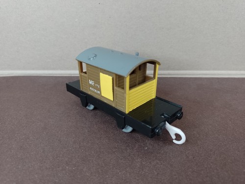 Brown and yellow - yellow, brake