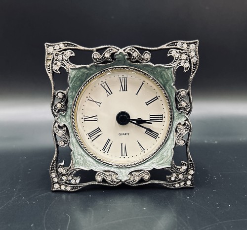 Sage green enamel - green, metal