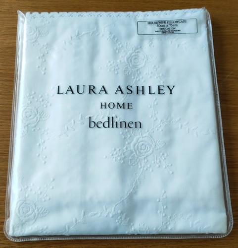Laura ashley lucie - ashley,