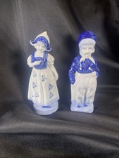 PAIR VTG BLUE & WHITE PORCELAIN FIGURINES -MAN AND WOMAN Made In Japan