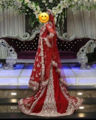 Stunning wedding dress size
