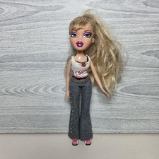 Bratz cloe doll figure clothes - cloe,