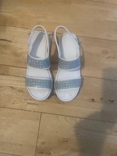 Ladies Skechers Luxe Foam