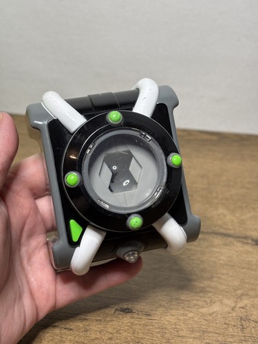 Ben deluxe omnitrix fx - 10,