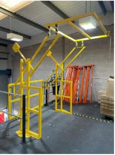 High mezzanine floor - high,