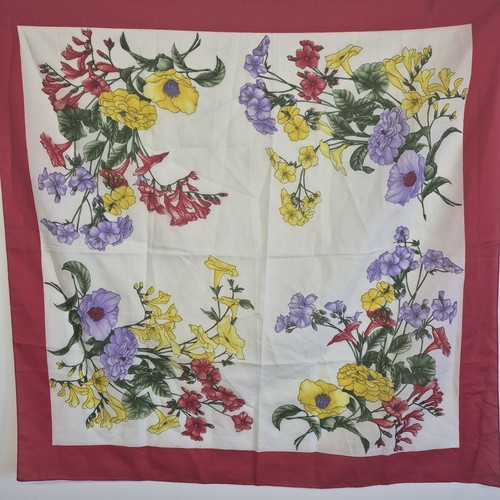 Vintage floral scarf - floral, square