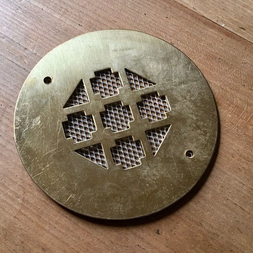 Polished brass slotted free - polished,