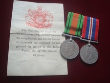 WW2 1939/45 DEFENCE & WAR MEDAL INDIAN SERVICE MAN - INDIAN SLIP