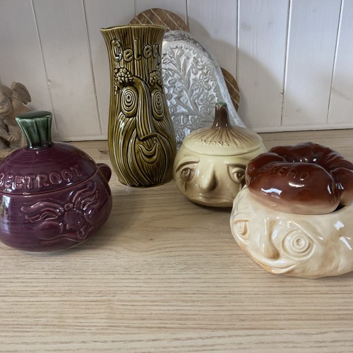 Vintage condiment face pots - 4,