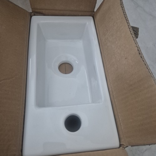 Victoria plumbing white - victoria,