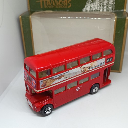 Corgi the londoner at - 'the,