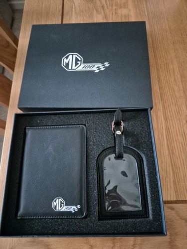 100 leather luggage - 100, tag