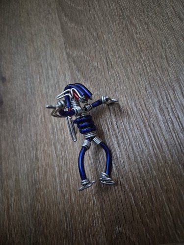 Handmade metal wire robot - handmade,
