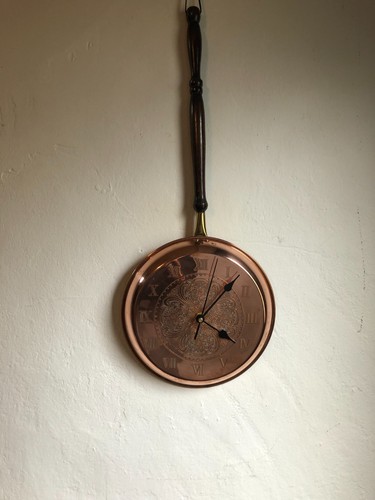 Copper round bed warmer - round,