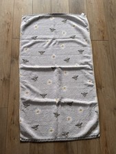 Next Grey Bee and Daisy 100% Cotton Hand Towel