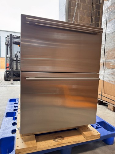 Display sub zero fridge - sub-zero,