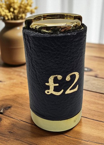 New two pound coin - two,