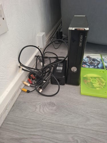 Xbox 360 slim - slim, 250gb