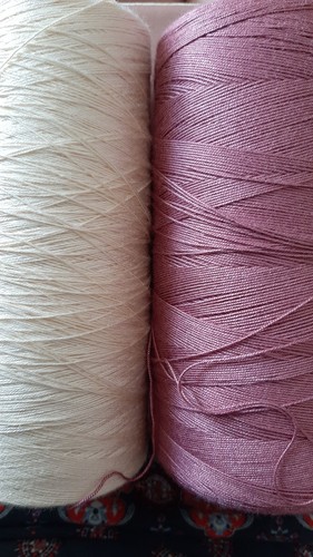Cones yarn lace weight - 2,