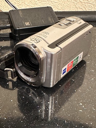 Sony handycam dcr sx33e silver - dcr-sx33e,