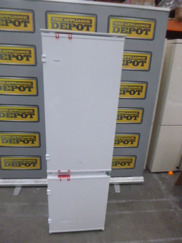 Smeg fridge freezer - smeg,