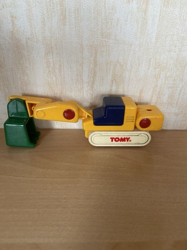Vintage tomy plastic - vintage,