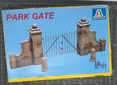 Vintage italeri park gate - italeri,