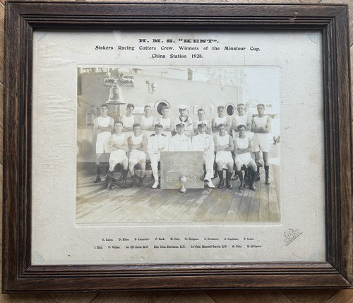 Royal navy hms - kent, large